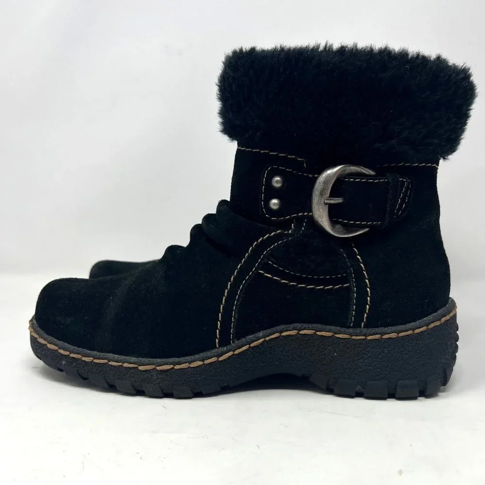 Bare Trap Black Suede Faux‎ Fur  Lining Side Zip Buckle Accent Size 6 M Breesen